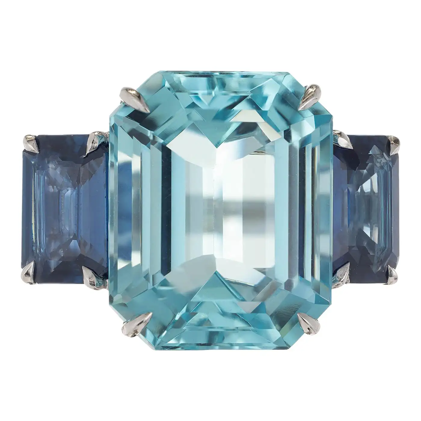 13.60 Carat Natural Aquamarine Sap