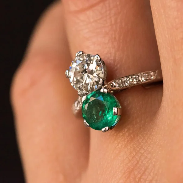 1930s French Platinum Art Deco Emerald Diamond "You and Me" Ring - Image 9