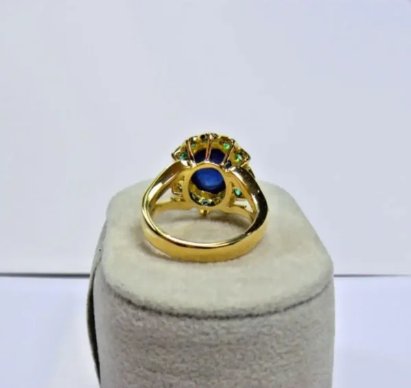 9.00 Carat Cabochon Cut Blue Sapphire Emerald Ring 18 Karat - Image 11