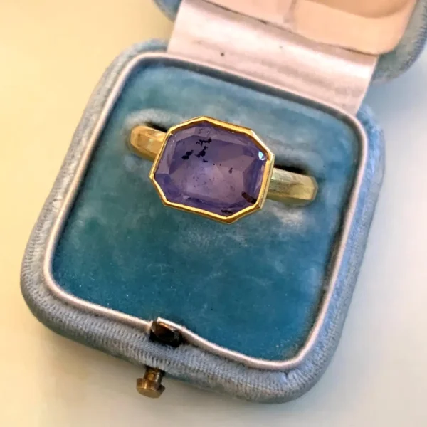 Antique 17th century AD Post Mediaeval sapphire gold ring - Image 6