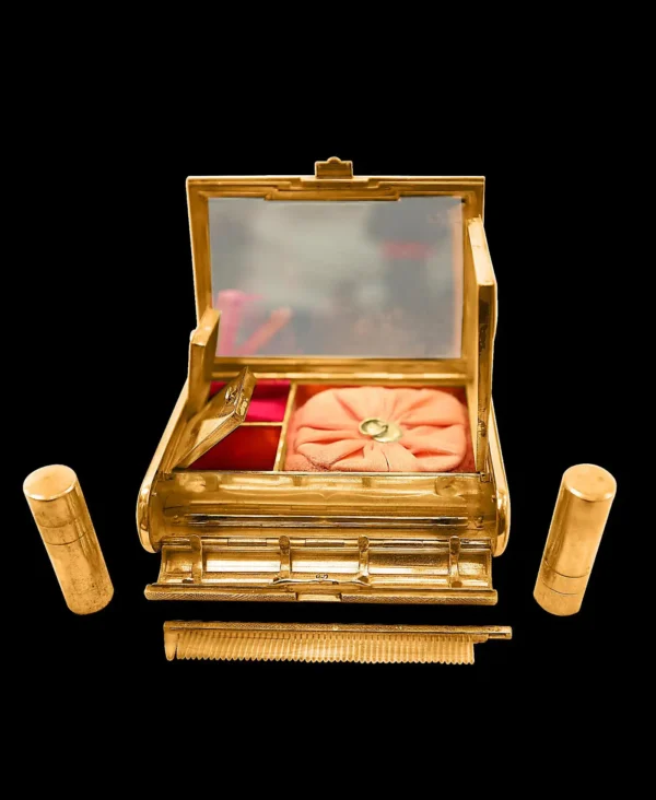 Cartier 18 Karat Yellow Gold Vanity Case 279 Grammes, Art Deco, 279 Gm Gold, Rare - Image 2