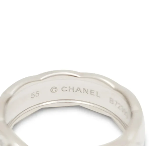 Chanel Coco Crush White Gold Diamond Ring, Small Model - Image 5