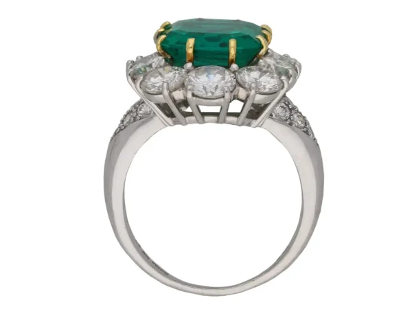 Colombian Emerald and Diamond Ring, American, circa 1980, Van Cleef & Arpels - Image 3