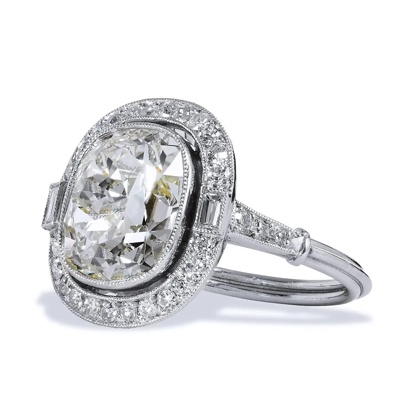 Cushion Cut Diamond Modern Old Eur