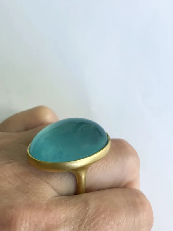 Dalben Magnificent Cabochon Aquamarine Yellow Gold Ring - Image 7