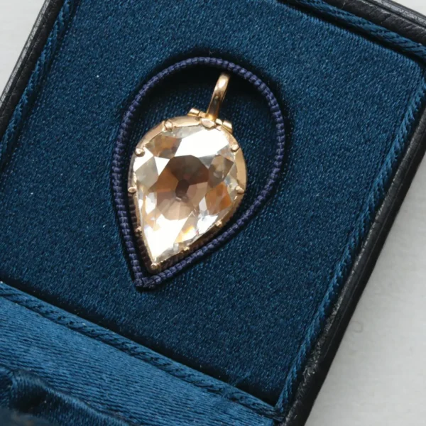 Diamond and Gold Locket Pendant For Sale - Image 7