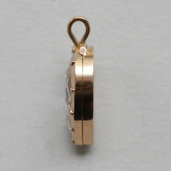 Diamond and Gold Locket Pendant For Sale - Image 3