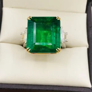 Emilio Jewellery Certified Vivid Green 17.08 Carat Emerald Diamond Ring