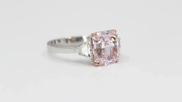 Fancy Purplish Pink Internally Flawless Diamond Ring GIA Certified 4.24 Carat - Image 8