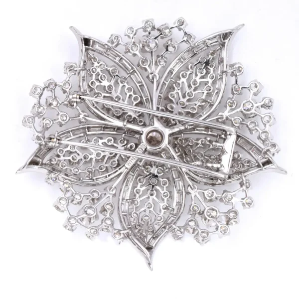 Harry Winston Diamond Brooch For Sale - Image 9