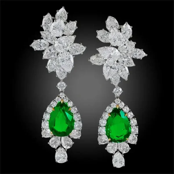 Harry Winston Emerald Diamond Clus