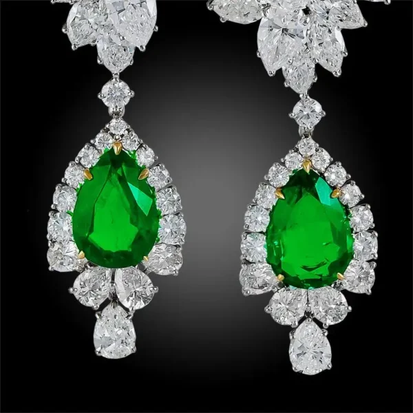 Harry Winston Emerald Diamond Cluster Platinum Pendant Earrings - Image 2