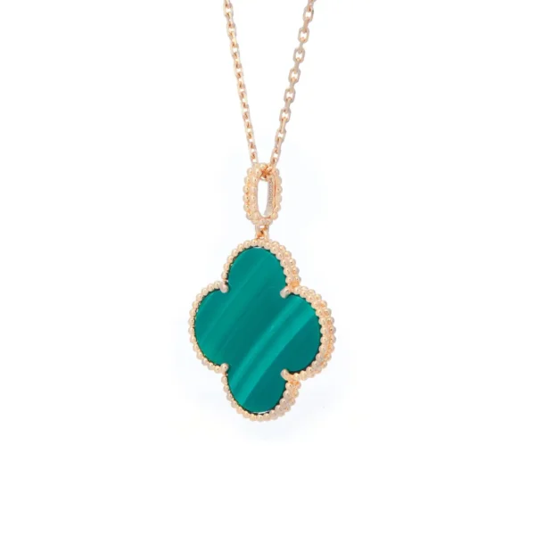 Magic Alhambra Yellow Gold and Malachite Pendant - Image 2