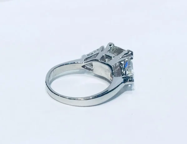 Princess Diamond Ring With 2 Carat Diamond Sides GIA Certified VS2 4.13 Carat - Image 5