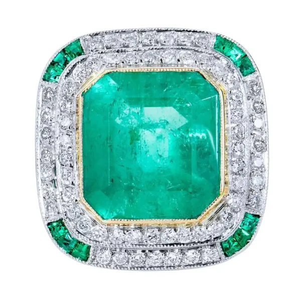 Art Deco Inspired 7.44 Carat Colombian Emerald 18 kt White Gold Platinum Ring 7 - Image 4