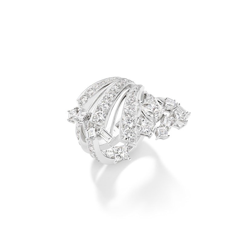 Buy Chaumet Déferlante Ring