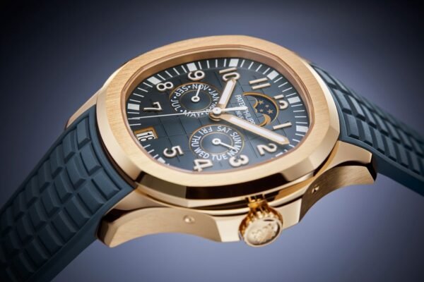 Buy Patek Philippe 5261R-001 Aquanaut Luce Annual Calendar Rose Gold Blue-Gray - Image 4