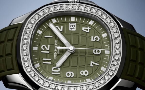 Buy Patek Philippe 5267/200A-011 Aquanaut Luce Stainless Steel Green Dial Diamond Bezel - Image 3