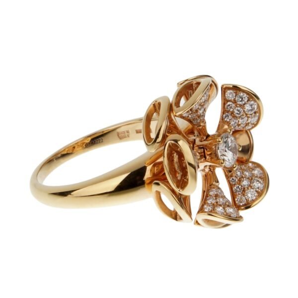 Bvlgari Divas' Dream 18k Rose Gold Diamond Cocktail Ring - Image 4