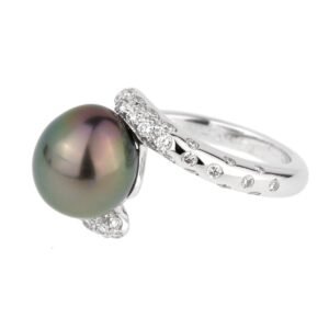 Chanel Concept Pearl Diamond White Gold Ring Sz 6