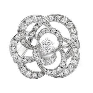 Chanel Fil De Camellia Diamond Whi